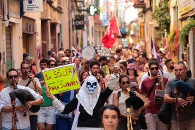 Residents march through Mallorcan holiday town in latest overtourism protest