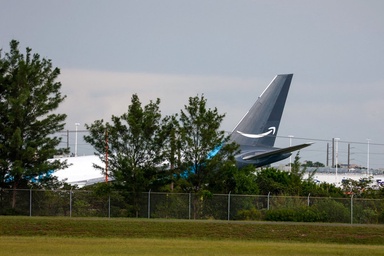 FAA to investigate after five killed in Amazon cargo jet crash at Miami airport