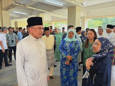 Lee has been away from PKR affairs for a long time – Anwar