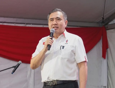 Anthony Loke offers to quit as Transport Minister, other DAP leaders to remain in Putrajaya
