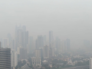 Haze crisis deepens as calls grow for Malaysia to hold companies accountable across borders