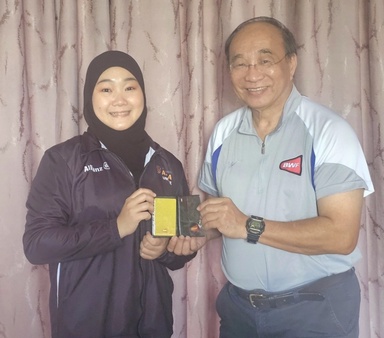 Nur Zulaikha raih status pengadil Badminton Asia