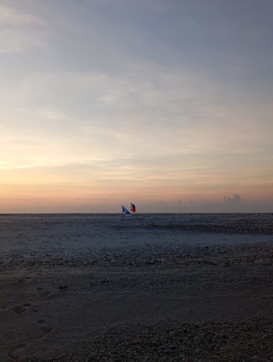 WPS: Atin Ito plants PH flag on Pag-asa Cay 2 amid Chinese presence
