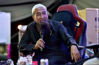 [VIDEO] Jerebu bukan petanda akhir zaman tapi orang Indonesia bakar hutan-UAI