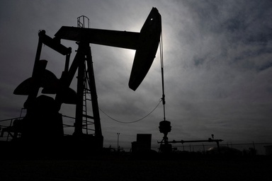 Iraq projects oil production to return to pre-war levels within two months