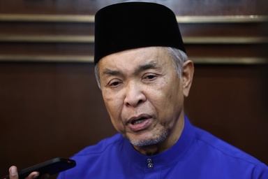 DPM Zahid wants tahfiz graduates equipped for careers in technology, engineering and medicine