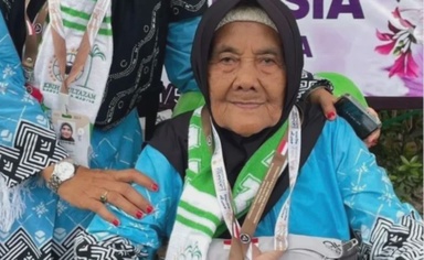 Warga Emas 90 Tahun Ke Tanah Suci, Kongsi Rahsia Kekal Sihat