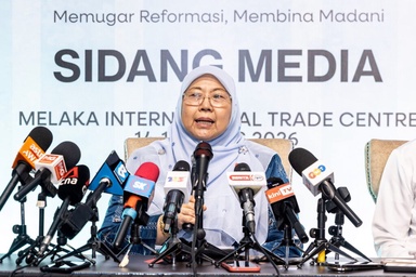 Tiada had masa untuk Nurul Izzah bercuti: Fuziah