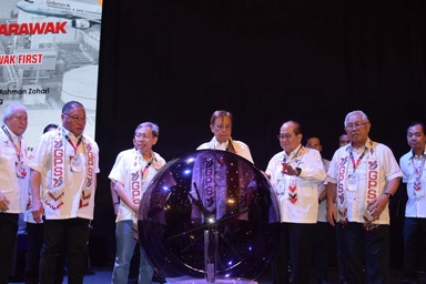 Abang Johari: Sarawak must embrace technology to stay ahead