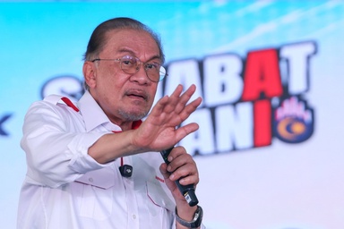 Stop using Najib release issue in Johor polls campaign, says Anwar