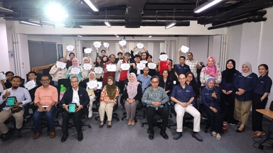 Sarawak Metro trains 33 staff in Mandarin for KUTS project collaboration