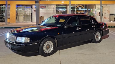 You Can Buy This Lincoln Town Car Reskinned With Chinese Domestic Market Parts From a Bygone Era