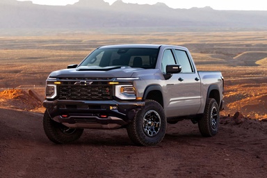 GM’s New V8 Trucks Ditch Oil Dipstick for Digital Gauge