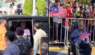 [Watch] Dr Mahathir, 101, Skips VIP Section, Sits With Public At Merdeka Parade