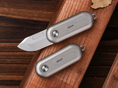 TiNova II Is the 59g Titanium EDC Knife That’s Hard to Put Down