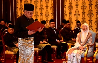 Image from: Opinion: Corruption and political instability caused the downfall of Roman Empire. Will Malaysia suffer the same fate?