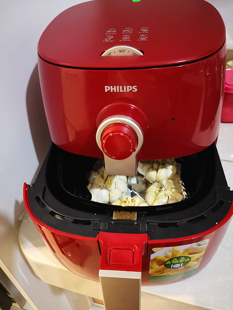 Image from: Healthy Roasted Garlic Recipe, Fast Simple Airfryer Method #TheGoodStuff