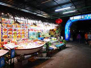 Image from: 4 Food Courts at Penang Island with Ample Car Park spaces #TheGoodStuff