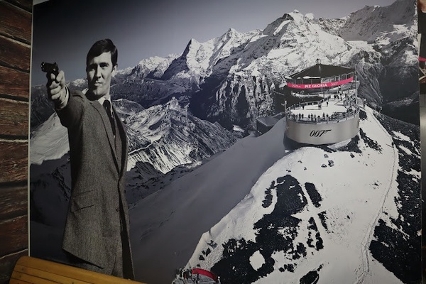 Image from: 5 fakta menarik negara Switzerland #TheGoodStuff