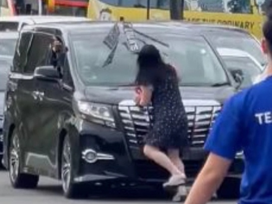 Image from: The Road Rage Poser In Malaysia: How Do We Stay Away From Potential Road Bullies?