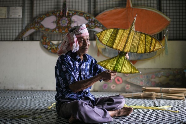 Image from: 5 Seni Tradisional Ini Dah Hampir Pupus. Pernah Tak Anda Dengar Tentangnya?
