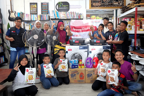 Image from: Nyalakan Impian Anak Yatim Bersama-Sama Dengan Usaha #PenyalaHarapan