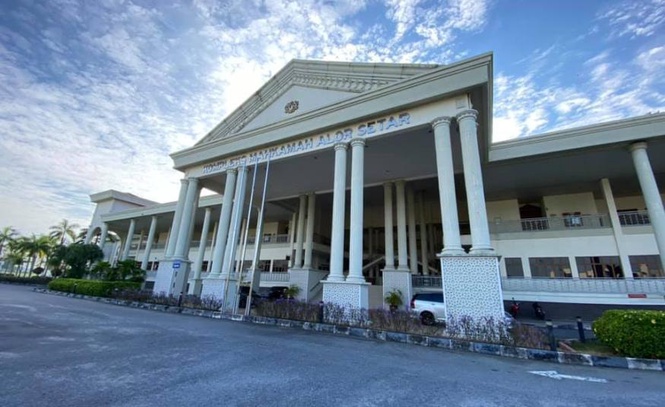 Image from: Syarikat perhotelan, pengarah didakwa gagal bayar cukai perkhidmatan lebih RM153,000