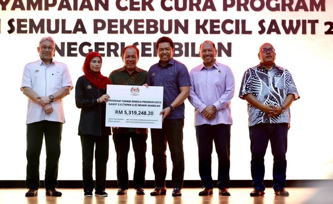 Image from: Kementerian Perladangan dan Komoditi perkukuh program turun padang, pastikan pekebun kecil tidak tercicir bantuan