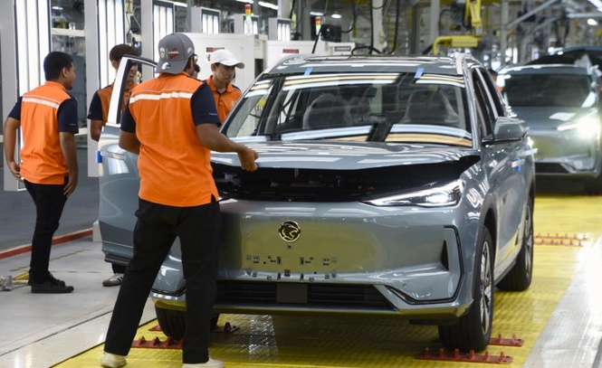 Image from: PROTON labur lagi RM37 juta tingkatkan kapasiti kilang EV di Tanjong Malim, sasar pengeluaran 42,000 unit setahun