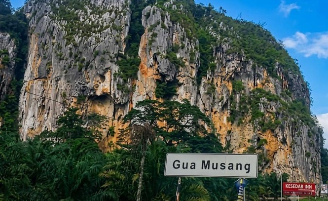 Image from: Lombong emas haram Gua Musang: Kelantan buru dalang, aset RM4.2 juta dirampas