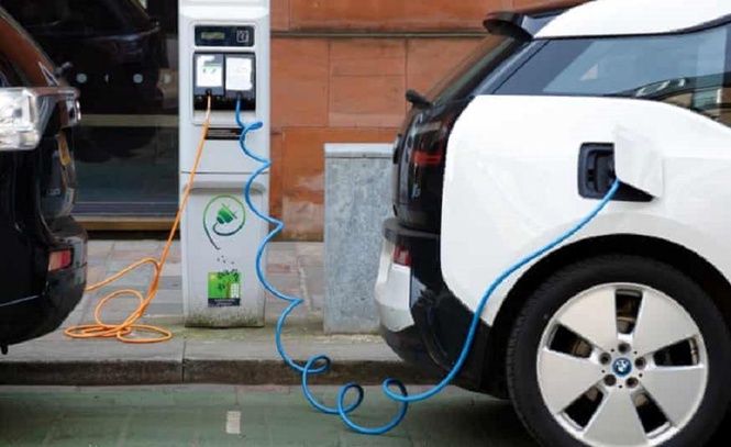 Image from: Mekanisme subsidi petrol baharu dikhuatiri lemahkan peralihan pembelian EV di Malaysia – Kenanga