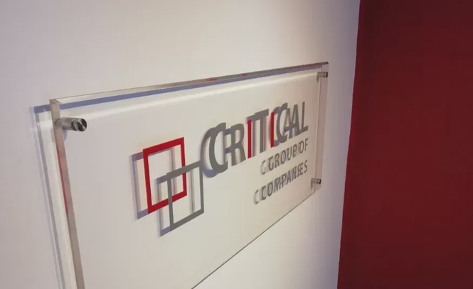 Image from: Saham merosot lebih 17%, Bursa Malaysia gantung aktiviti jualan singkat harian Critical Holdings 