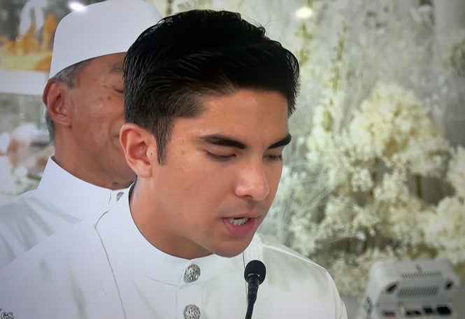 Image from: Syed Saddiq, Bella Astillah Selamat Diijabkabul Di Menara 118