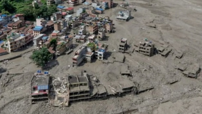 Image from: Tanah Runtuh Musnahkan Kampung, 95 Maut, 17 Pelancong Malaysia Dilaporkan Hilang Di Nepal