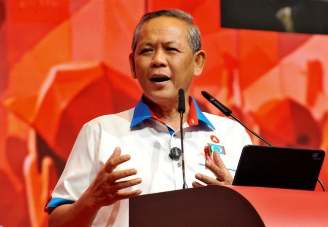 Guna Metafora ‘Kapal Bocor', Aminuddin Beri Amaran Pengkhianatan Dalaman PH