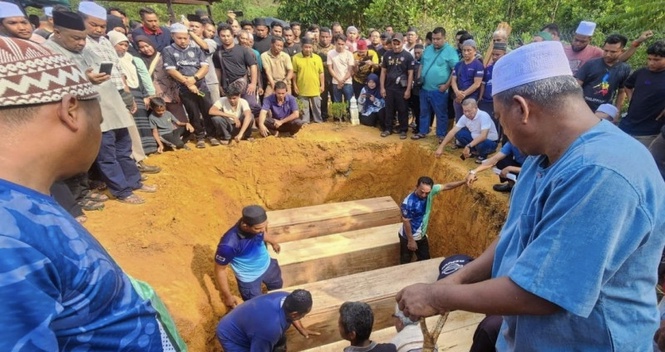 Kemalangan Maut Simpang Renggam: Jenazah 4 Sekeluarga Selamat Dikebumikan