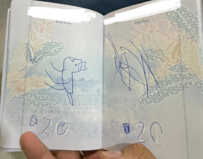 Padah Pasport Diconteng Anak, Wanita Terpaksa Tunda Penerbangan