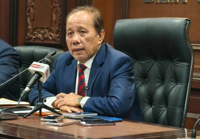 Kemelut Negeri Sembilan: Khidmat SUK, Penasihat Undang-Undang Digantung