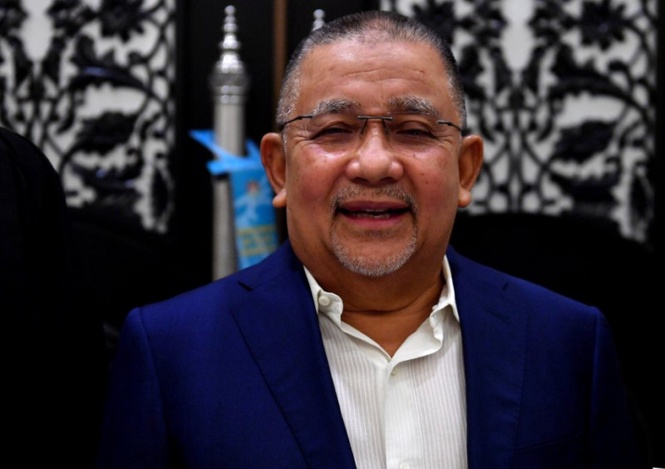 Gelaran Tan Sri Untuk Isa Samad Ditarik Balik