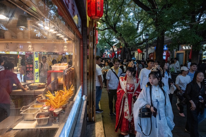 拉动暑期消费 中国将发放逾4.5亿文旅消费券