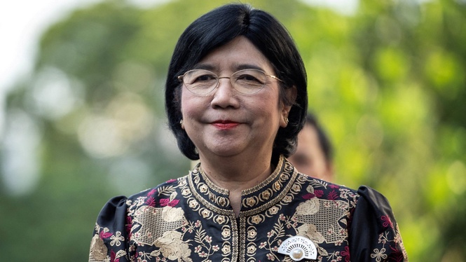 印尼总统提名德斯特里任印尼央行行长
