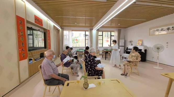 幼退老进 中国空置学校转型养老机构