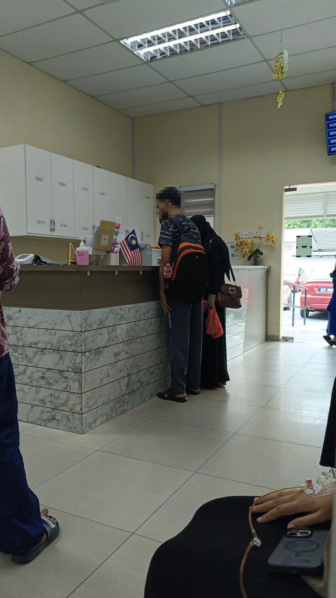 Image from: Isteri Hamil, Warga Rohingya Persoal Jururawat Di Klinik Kesihatan Tak Beri Ubat
