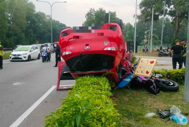 Image from: “Selalu Tengok Berita Orang Lain, Hari Ini Abah Sendiri…” – Anak Sebak Bapa Maut Kemalangan