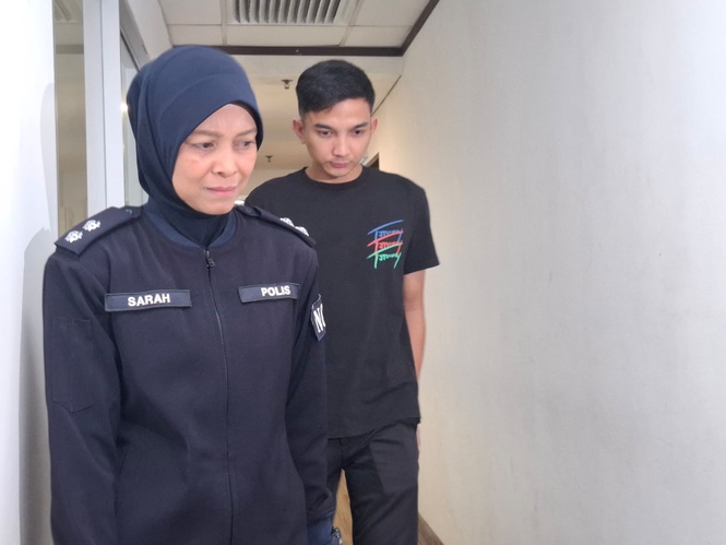 Image from: Didakwa Ambil Bahan Terlarang Di Pusat Karaoke, Anggota Polis Mengaku Tidak Bersalah