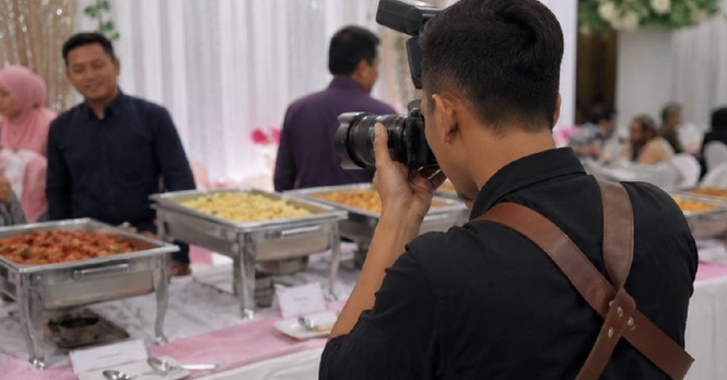 Image from: Noor Kartini Luaskan Perniagaan, Jual Sambal Nasi Ayam 150ml Harga RM18 Sebotol Pula