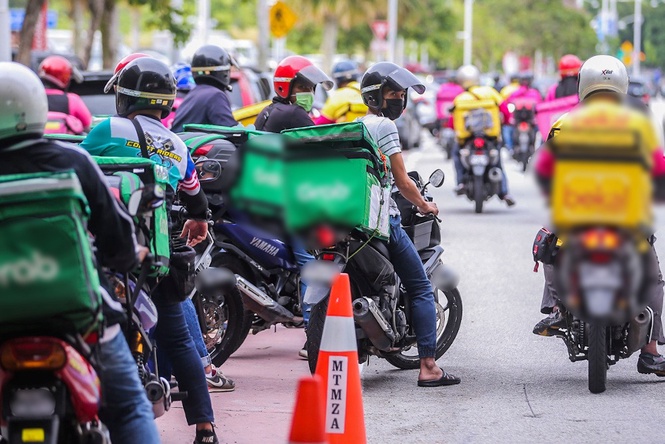 Image from: ‘Delivery Blackout’: Riders may go on 24-hour strike tomorrow, find out why