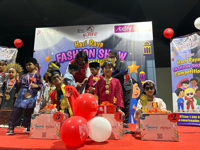 Image from: Hari Raya Aidilfitiri Fashion Show | Smart Reader Kids® X PONEY