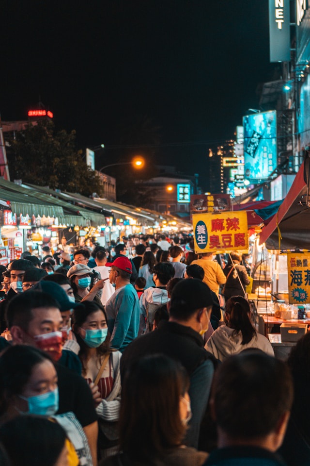 Image from: 与其埋怨世界,不如改变自己