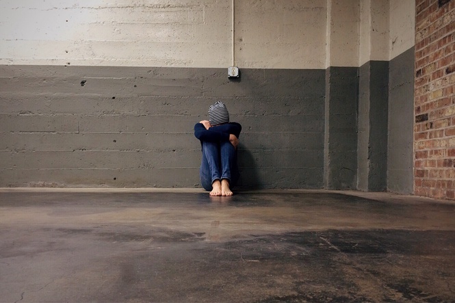Image from: Police investigate a domestic violence case allegedly involving a popular government official